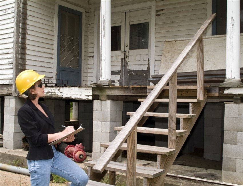 Porch to the house with your own hands