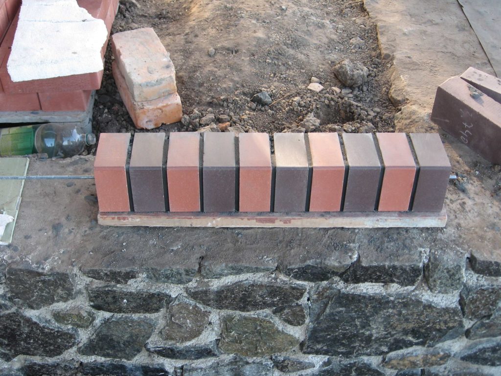 Brick lintel and metal rods