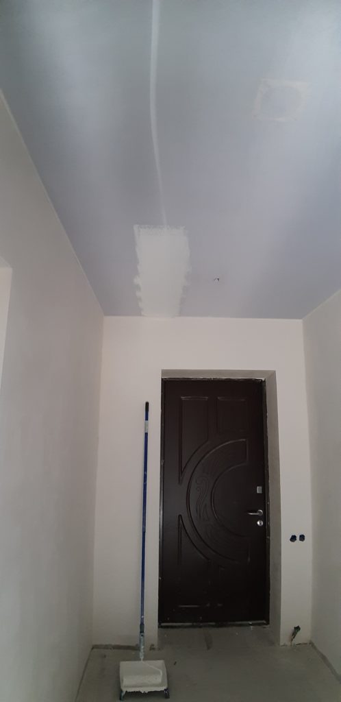 Painting a fabric stretch ceiling