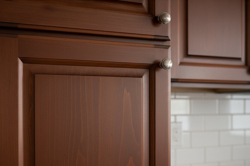 кухня из массива и ее срок службы